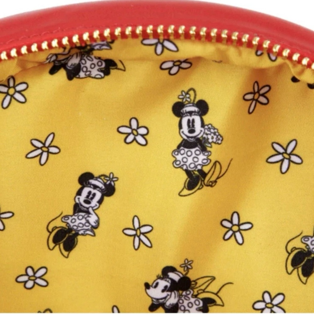 Loungefly DISNEY Minnie Mouse Daisy Hat Crossbody Bag & Daisy Coin Pouch - Picture 9 of 13